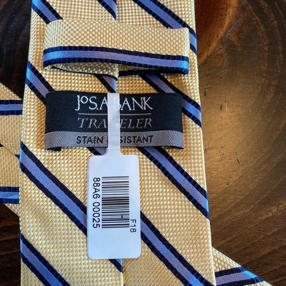 Jos.A.Bank Tie - Picture 3 of 4